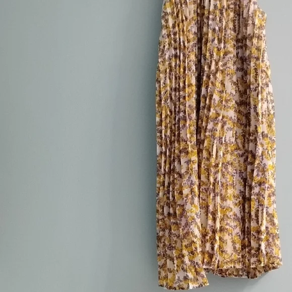 NWT MELLODAY Floral Sleeveless Pleated Dress in Yellow and Purple Size Small - Picture 6 of 6